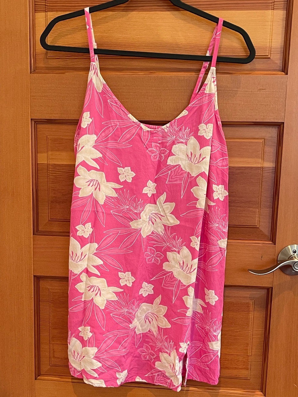 Roxy Pink Floral Slip Dress with Cream Hibiscus Print - NWOT - Medium